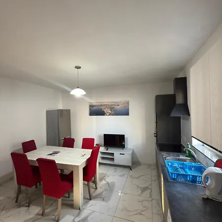 Apartmán 3-bedroom In M2