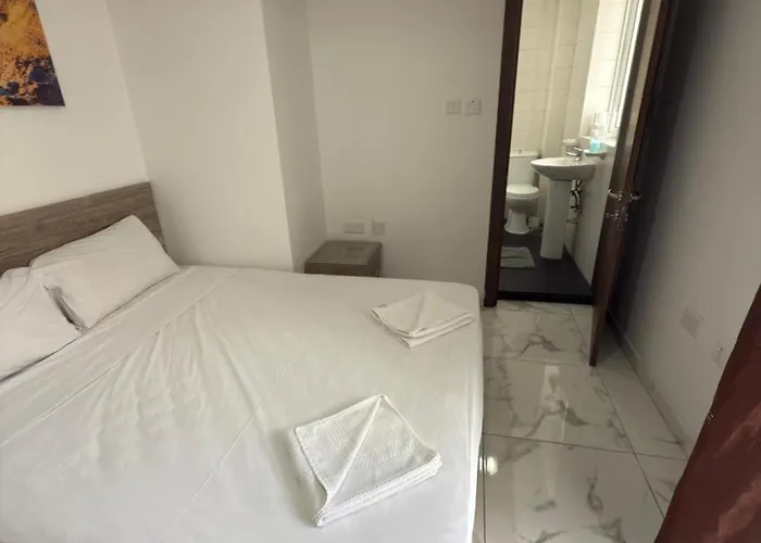 Apartmán 3-bedroom In M2