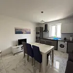 3-bedroom In M2 Apartman