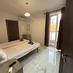 Apartman 3-bedroom In M2 *