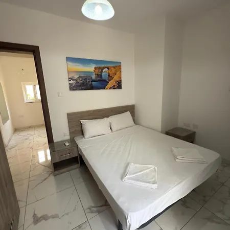 3-bedroom In M2 Apartman Msida
