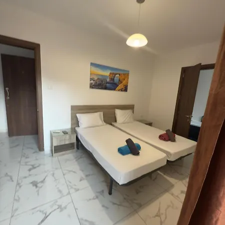 Apartment 3-bedroom In M2