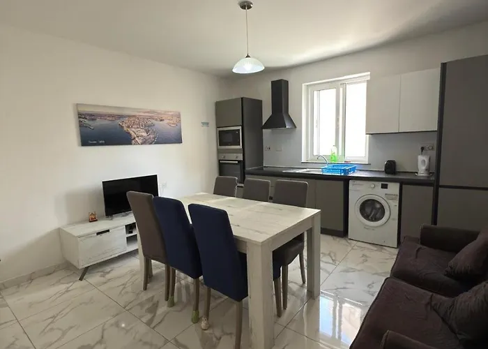 3-bedroom In M2 Apartman *