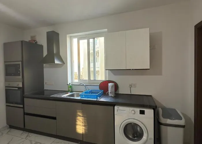 Apartman 3-bedroom In M2 *
